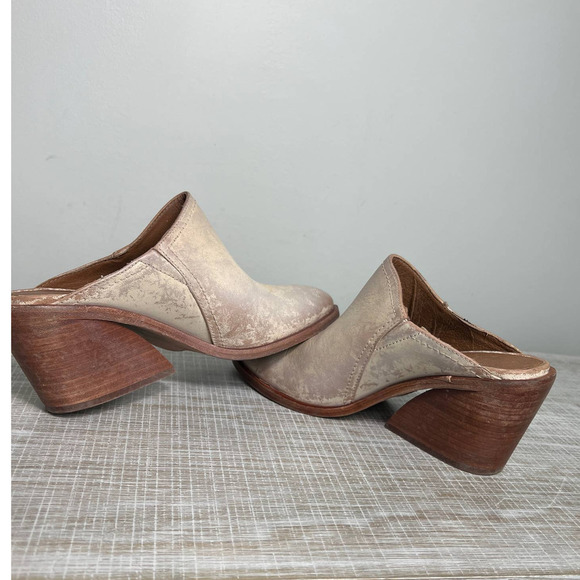 Frye SERENA WOMENS ALMOND TOE LEATHER WEDGE MULES SIZE‎ 8.5 - Picture 6 of 11